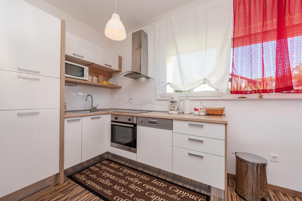 Sukošan Antonio Apartments מראה חיצוני תמונה